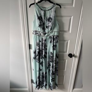 R & M RICHARDS Women's Floral Halter Gown Sz 14 Sequins Keyhole ZIP BACK NWT